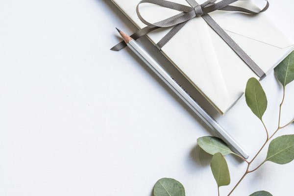 Top 10 des Sites pour Acheter un Chèque Cadeau Déco en Ligne