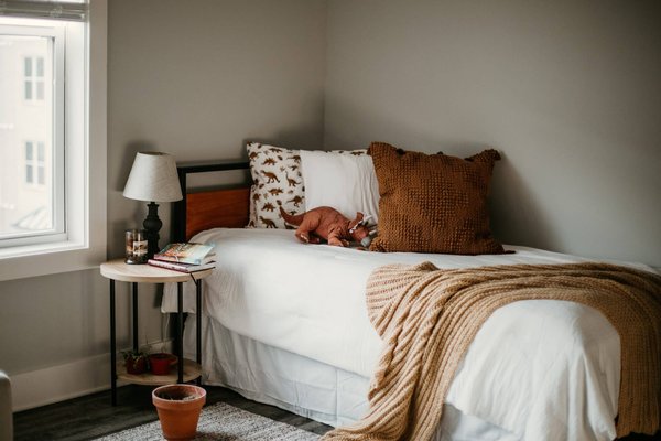 Choisir le Meilleur Oreiller Ergonomique: Guide Complet pour un Sommeil Réparateur avec Votre Marque